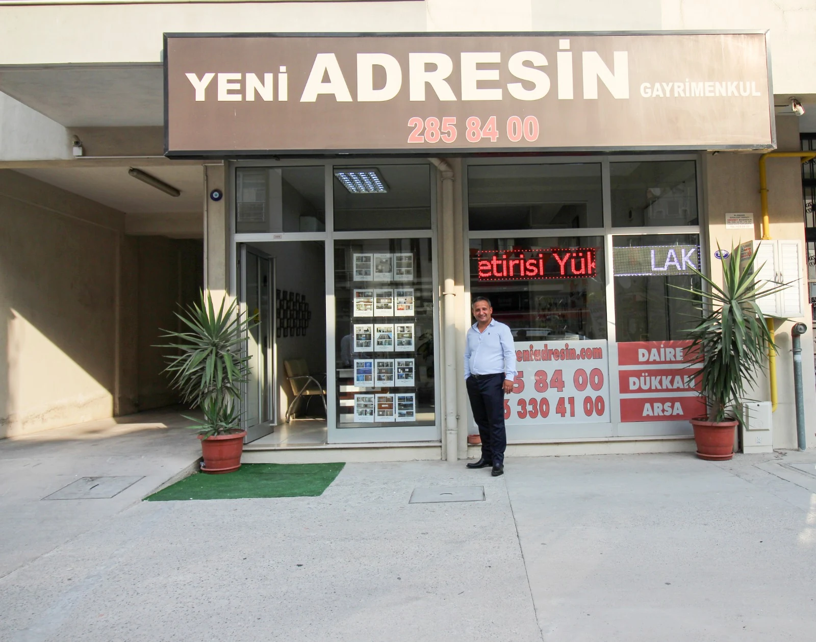 Yeni Adresin Gayrimenkul ofisi, Bornova / İzmir